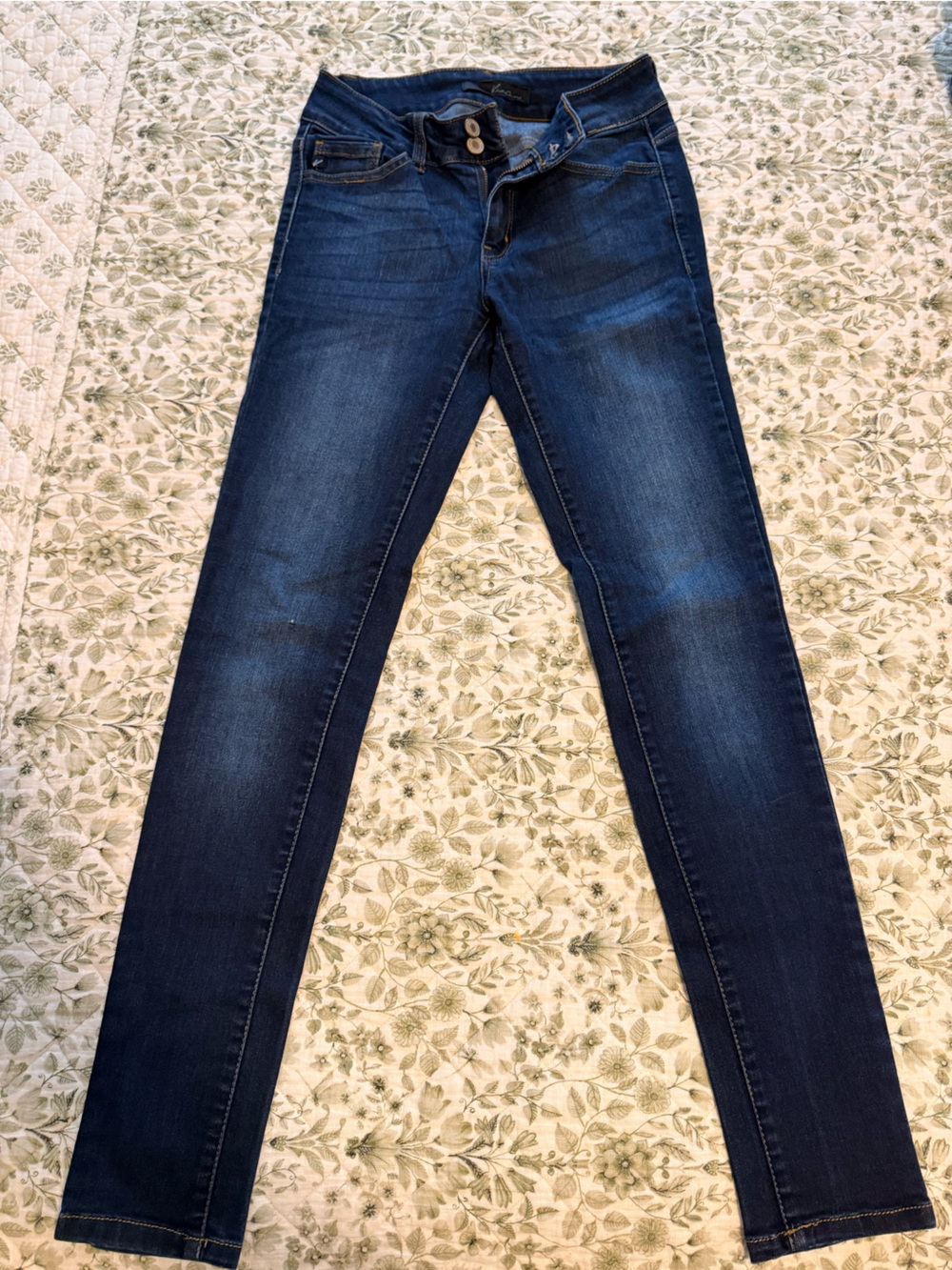 KanCan Dark Wash Skinny Jeans